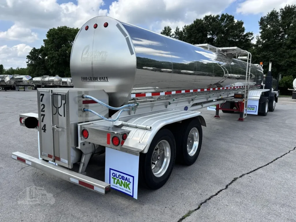 2005 Walker 5200 Gal